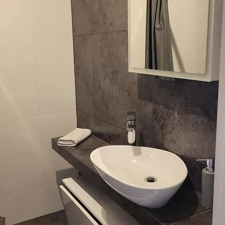 Pod Debowcem - Starzynskiego Valley * Bielsko-Biała