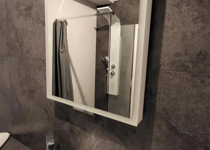 Pod Debowcem - Starzynskiego Valley 비엘스코-비아와