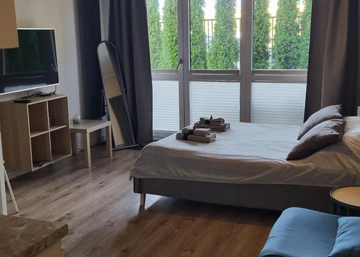 Pod Debowcem - Starzynskiego Valley *