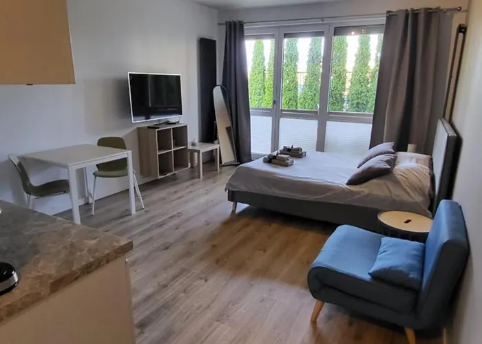 아파트 Pod Debowcem - Starzynskiego Valley 비엘스코-비아와